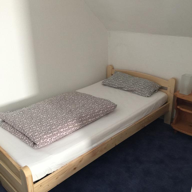 Apartment Hope Inn Groß-Zimmern Chambre photo